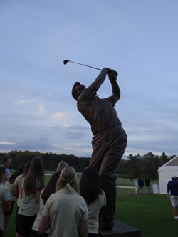 Arnold Palmer statue  Wake Forest