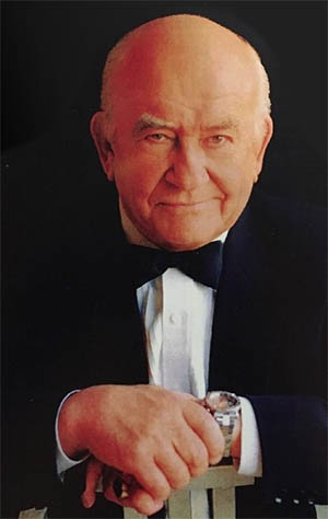 Ed Asner as Lou Grant