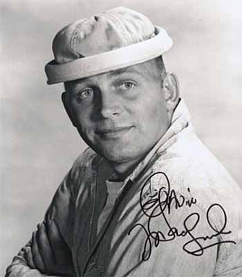 Gavin MacLeod